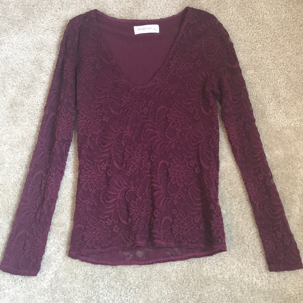 COPY - Abercrombie & Fitch burgundy lace top